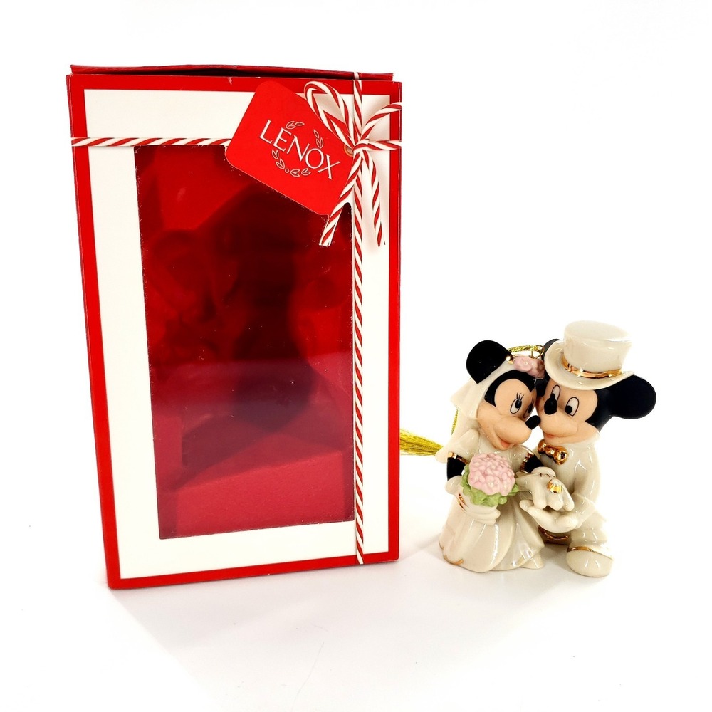 Lenox Disney Showcase Minnie's Dream Wedding Ornament Cake Topper